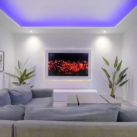 Stunning Luxury Apartment Near Motherwell 威萧 外观 照片