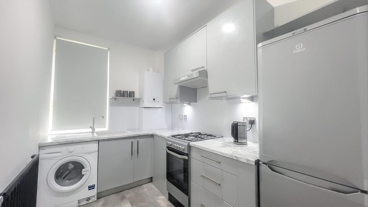 Stunning Luxury Apartment Near Motherwell 威萧 外观 照片